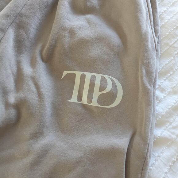 NWT Taylor Swift The Tortured Poets Department Beige Sweatpants size Large - Picture 4 of 7